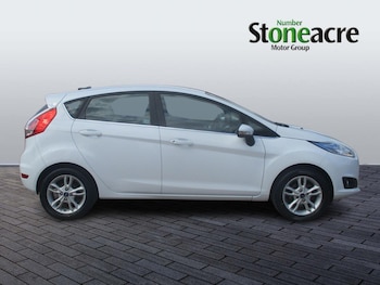 Used Ford Fiesta 2015 for sale - 75601406: Photo