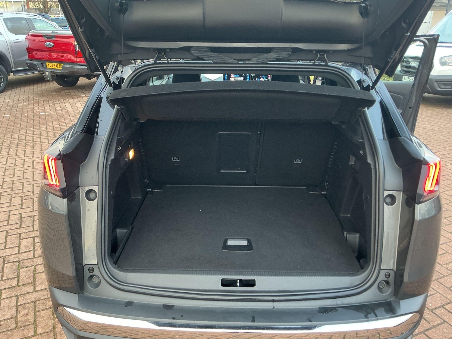 Used Peugeot 3008 2022 for sale - 77254523: Photo 29