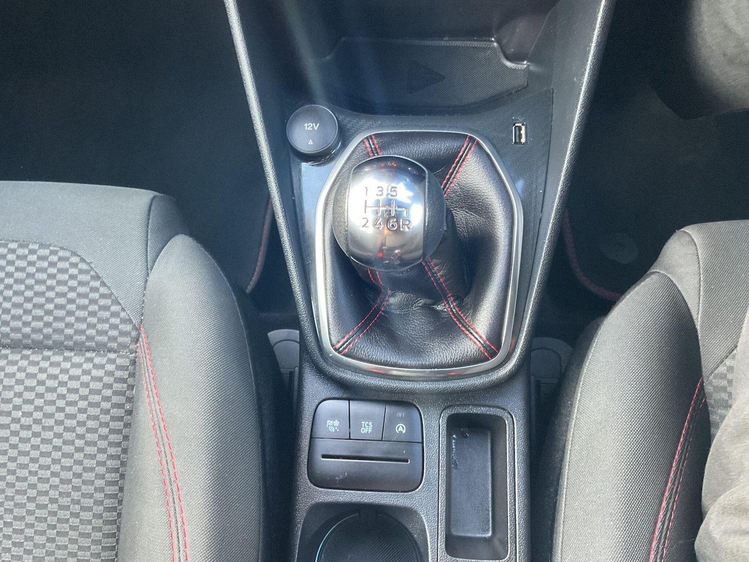 Used Ford Fiesta 2020 for sale - 77268121: Photo 24