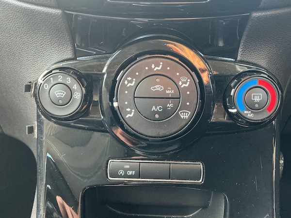 Used Ford Fiesta 2015 for sale - 76190069: Photo 12