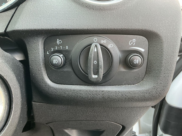 Used Ford Fiesta 2015 for sale - 76190069: Photo 14