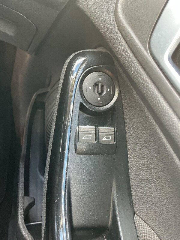 Used Ford Fiesta 2015 for sale - 76190069: Photo 15