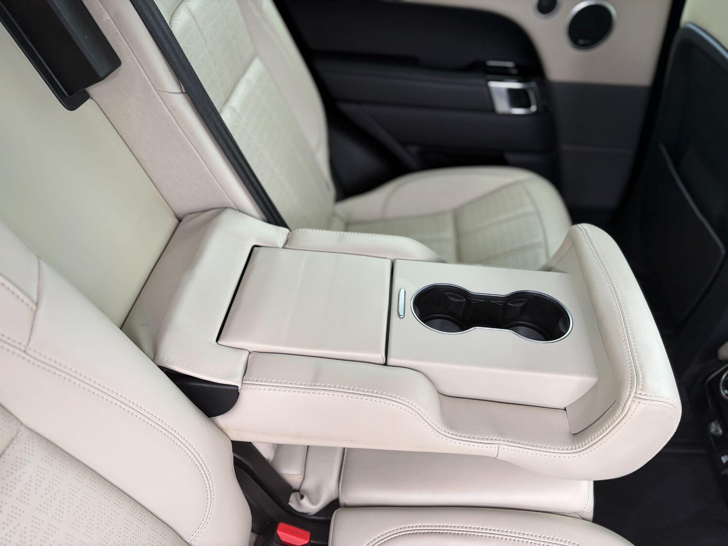 Used Land Rover Range Rover Sport 2018 for sale - 78086409: Photo 17