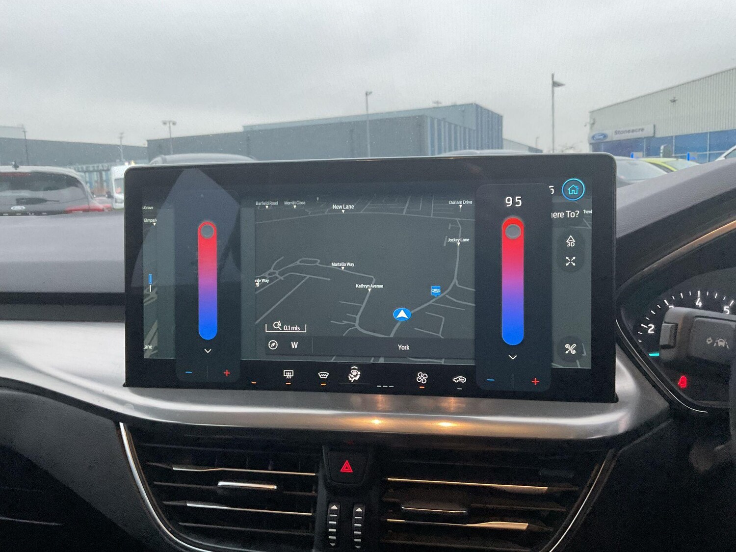 Used Ford Focus 2023 for sale - 77479176: Photo 19