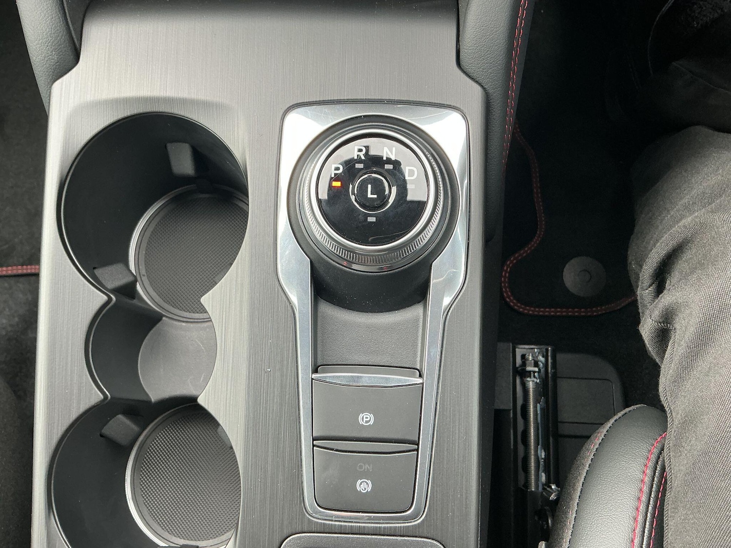 Used Ford Kuga 2025 for sale - 76337154: Photo 15