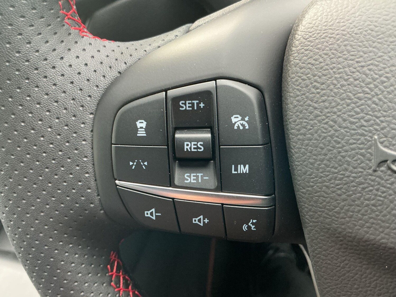Used Ford Kuga 2025 for sale - 76337154: Photo 16