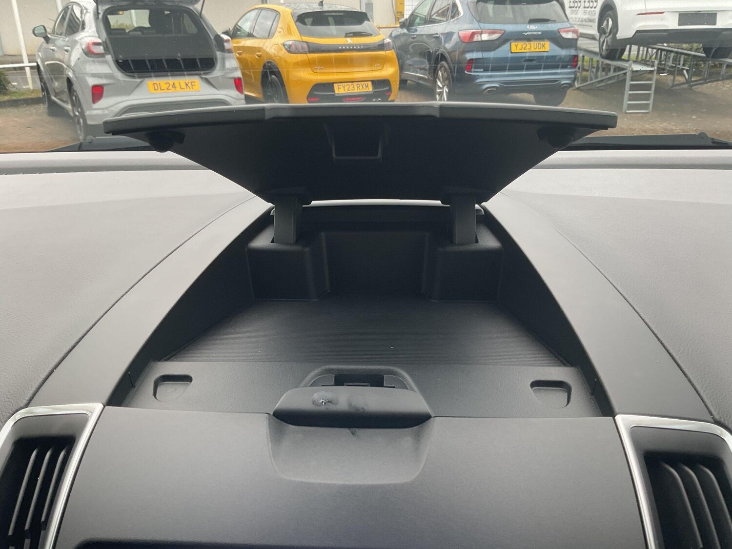 Used Ford Galaxy 2023 for sale - 77658416: Photo 26