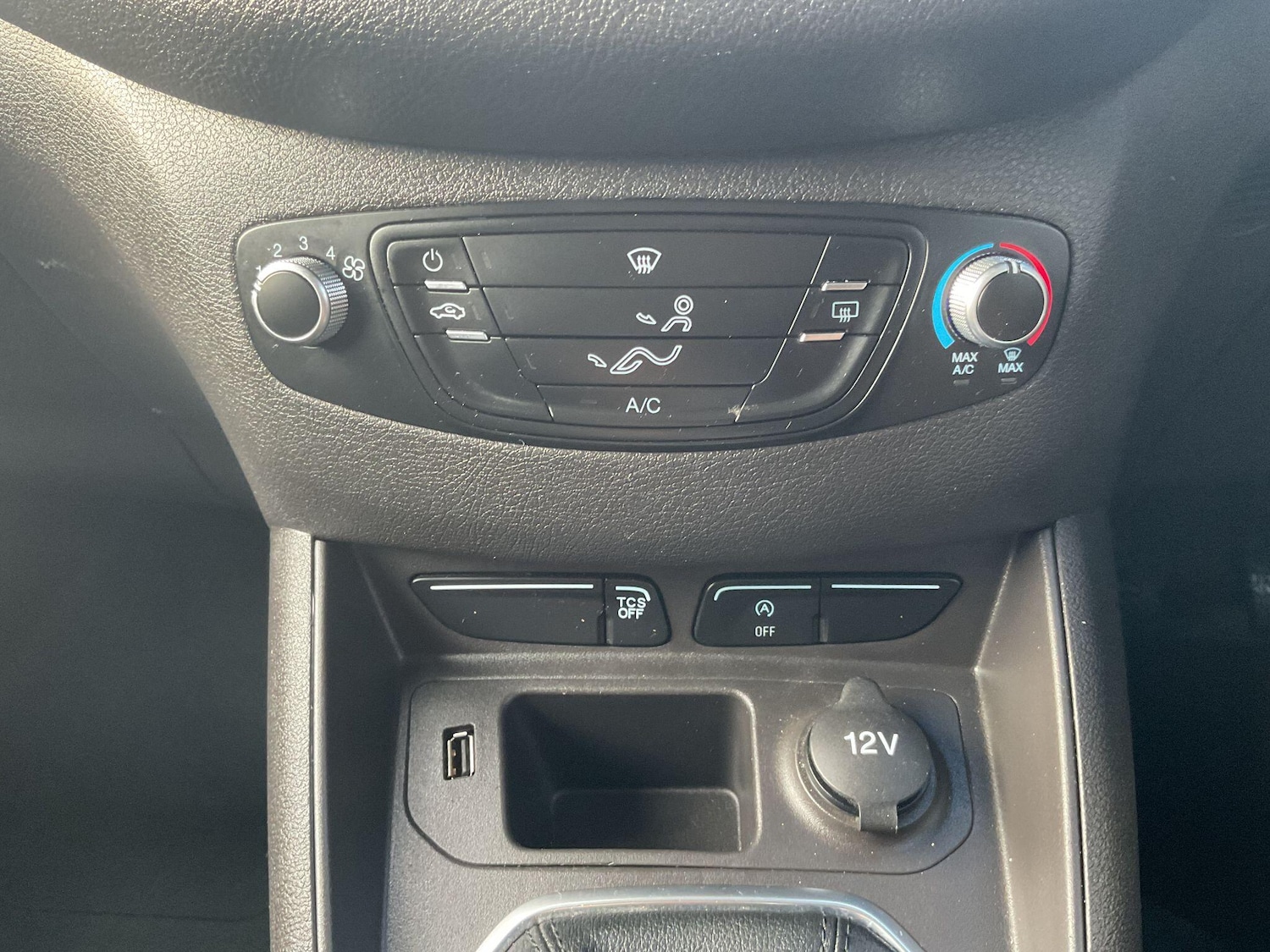 Used Ford Transit Courier 2023 for sale - 77175884: Photo 21