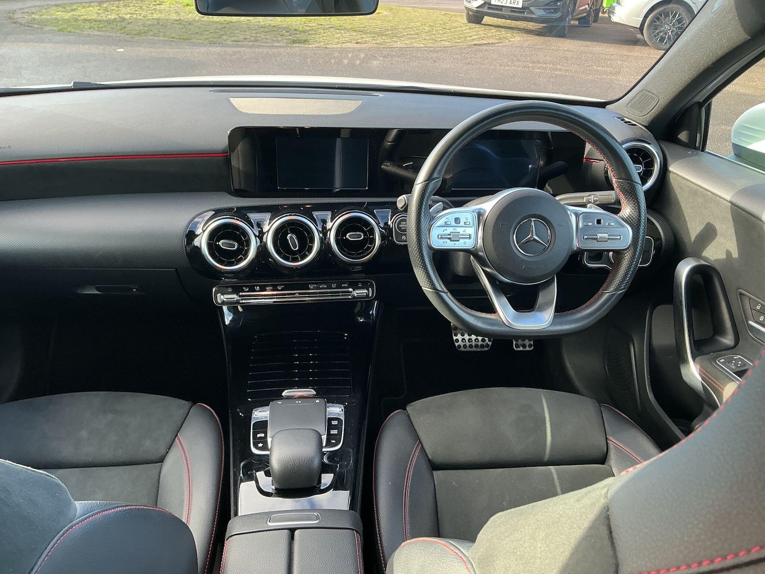 Used Mercedes-Benz A-Class 2019 for sale - 76688635: Photo 12