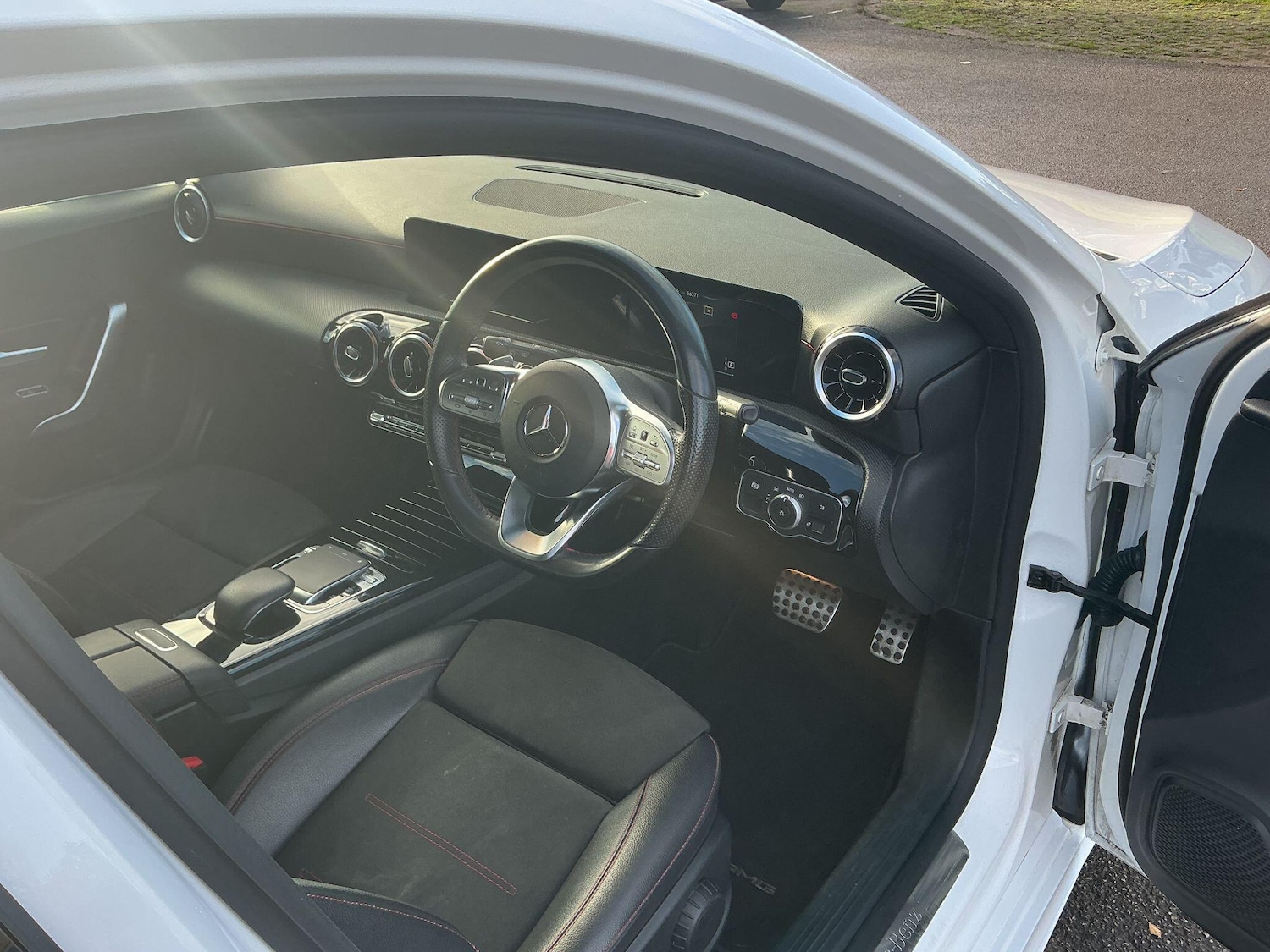 Used Mercedes-Benz A-Class 2019 for sale - 76688635: Photo 15