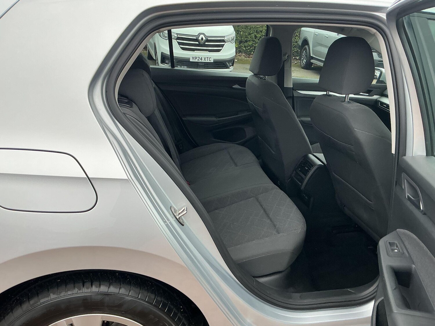 Used Volkswagen Golf 2024 for sale - 76658963: Photo 11