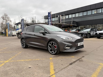 Used Ford Fiesta 2018 for sale - 77909645: Photo