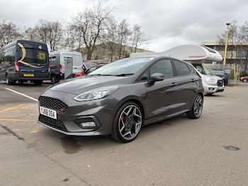 Used Ford Fiesta 2018 for sale - 77909645: Photo