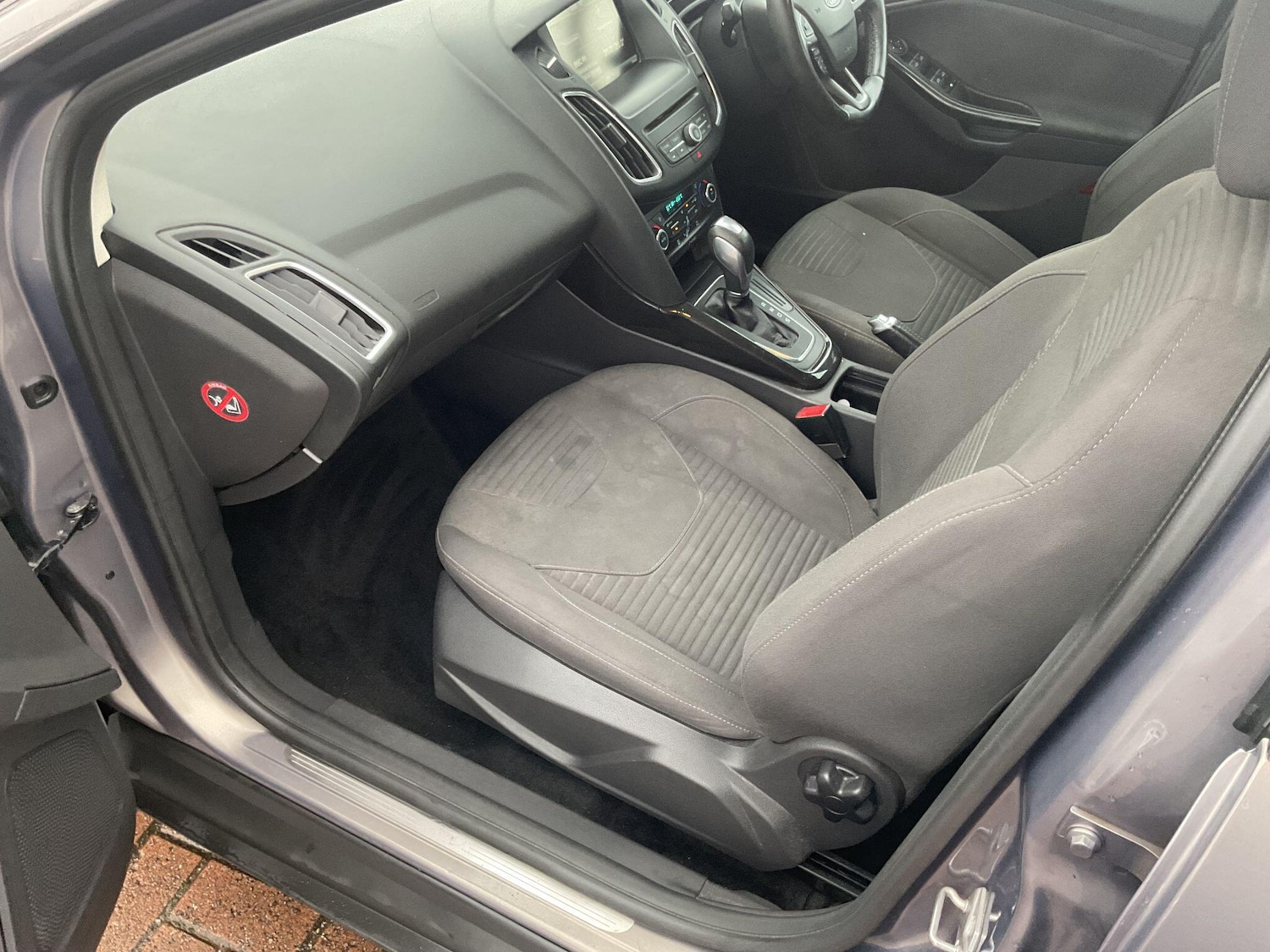 Used Ford Focus 2015 for sale - 76597318: Photo 14