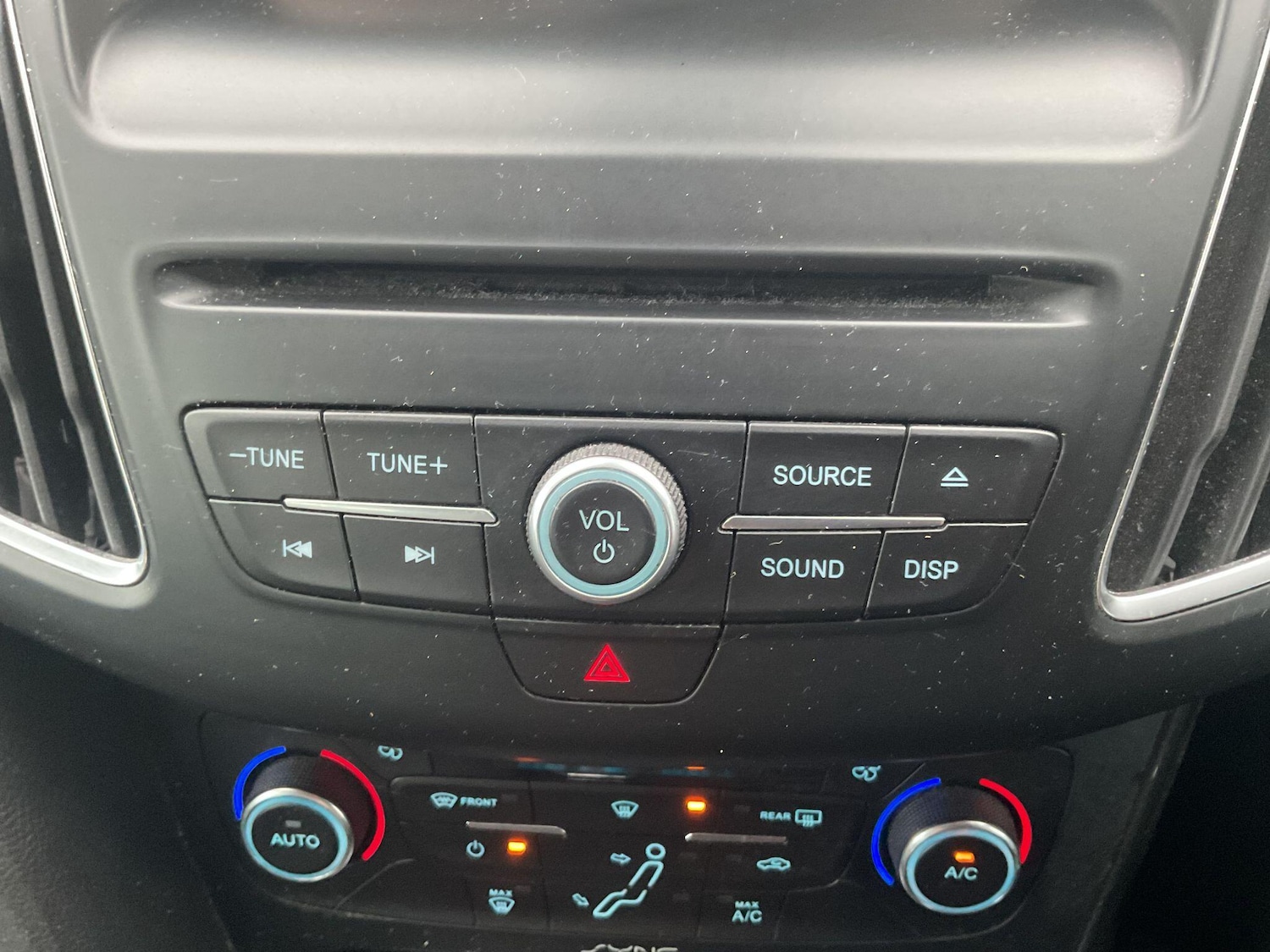 Used Ford Focus 2015 for sale - 76597318: Photo 18