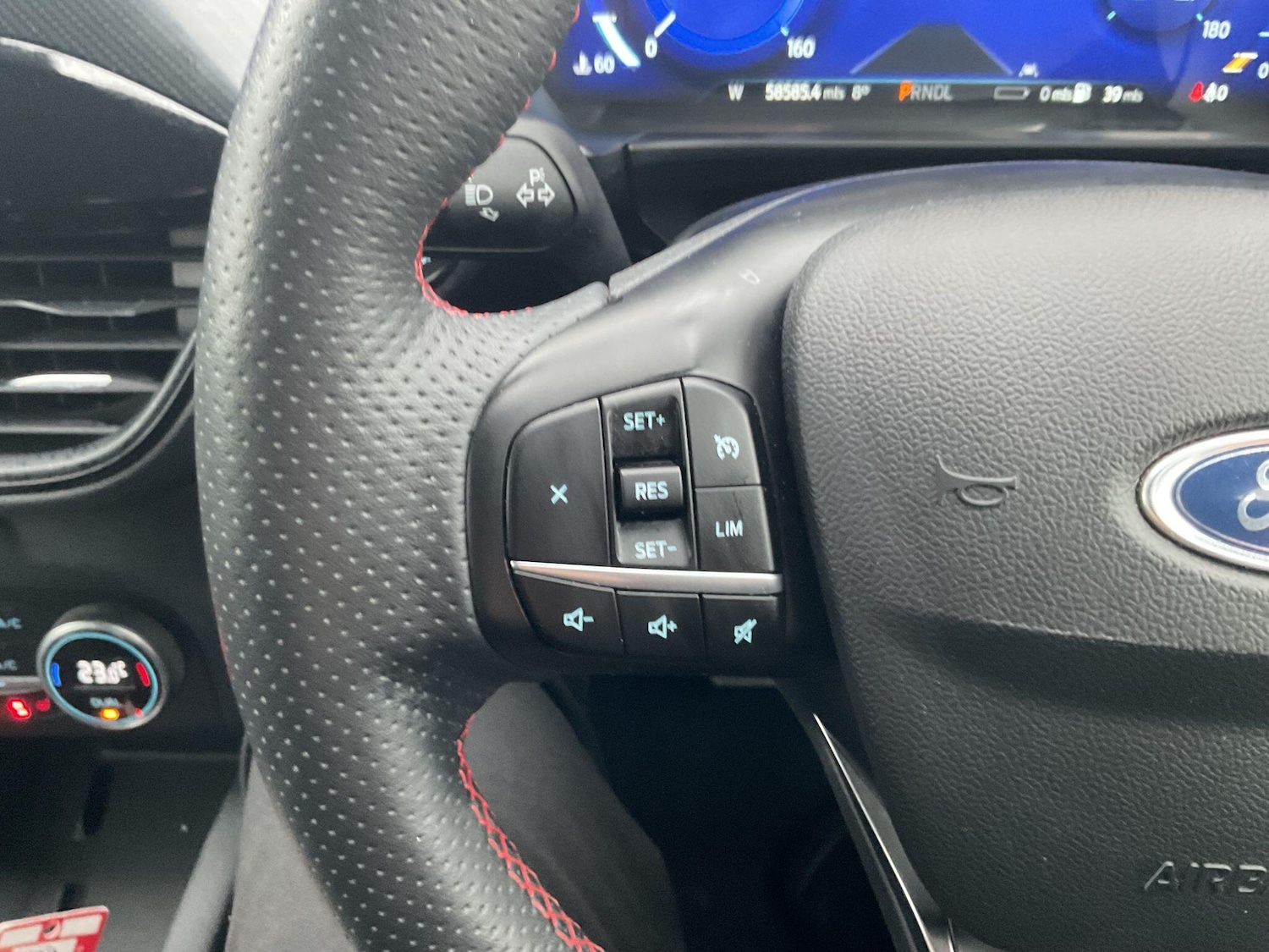 Used Ford Kuga 2021 for sale - 77253665: Photo 29