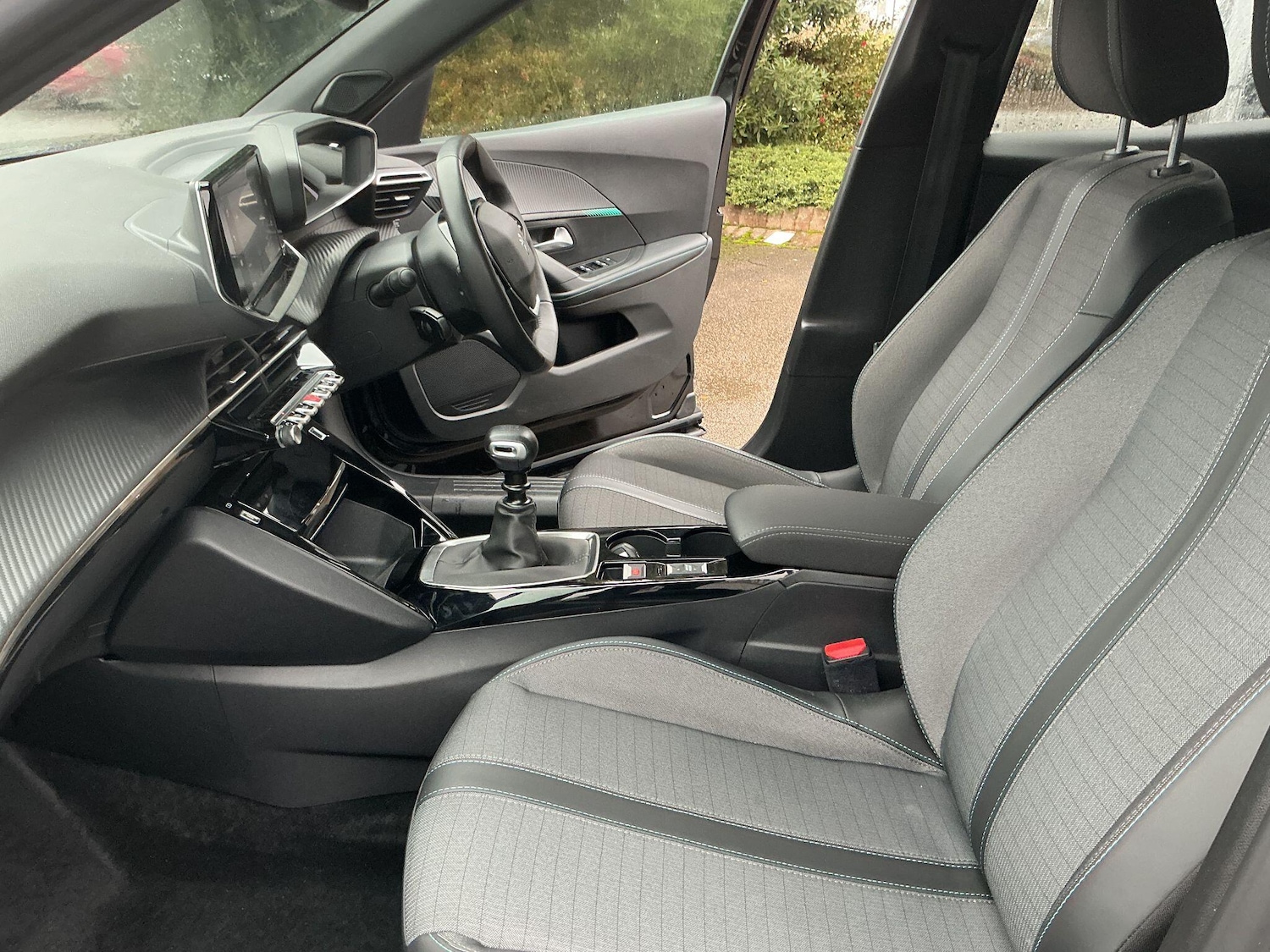 Used Peugeot 2008 2023 for sale - 76597025: Photo 14