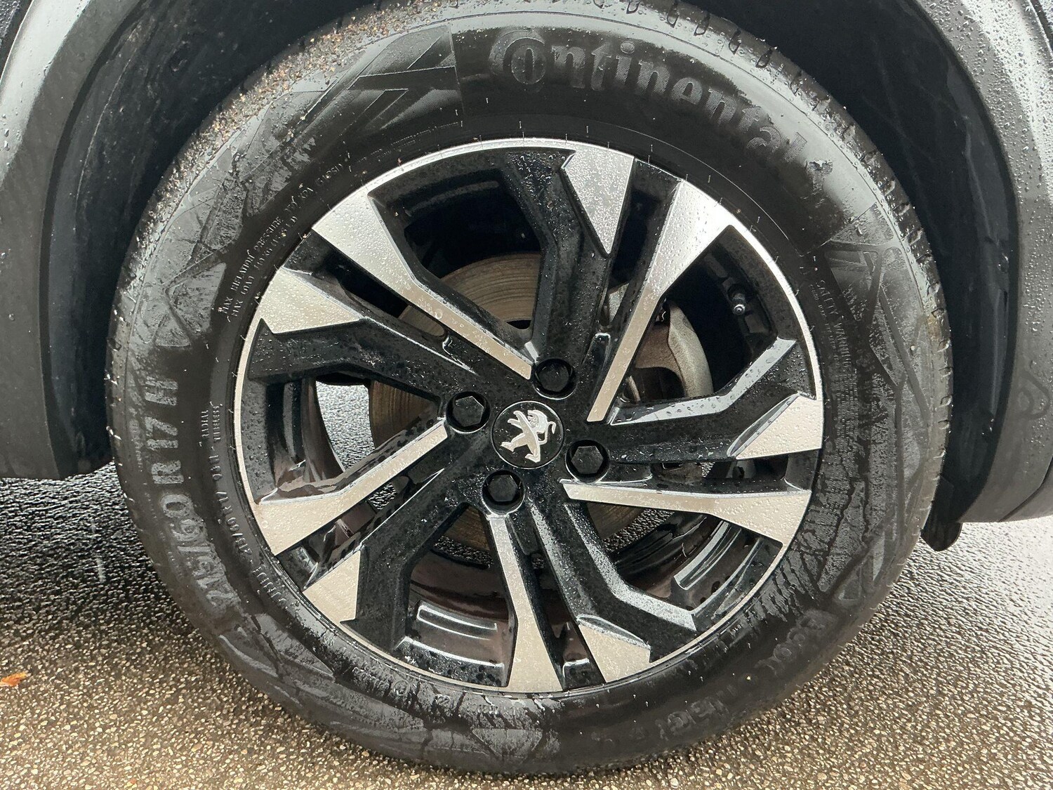 Used Peugeot 2008 2023 for sale - 76597025: Photo 9