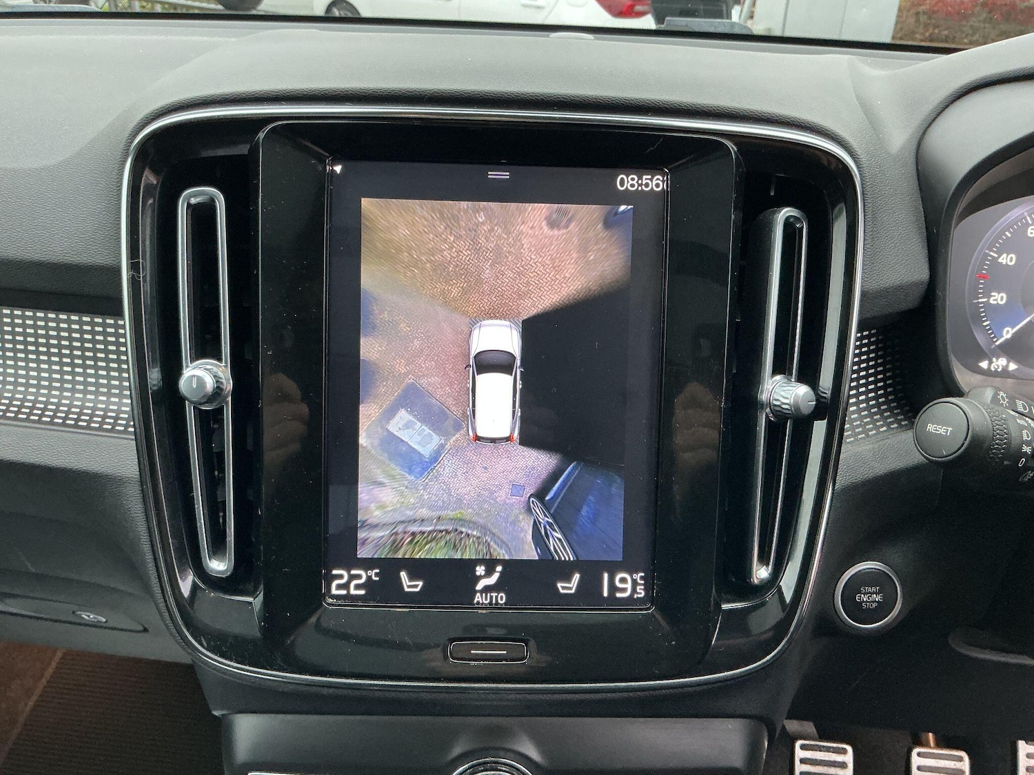 Used Volvo XC40 2020 for sale - 77538045: Photo 16