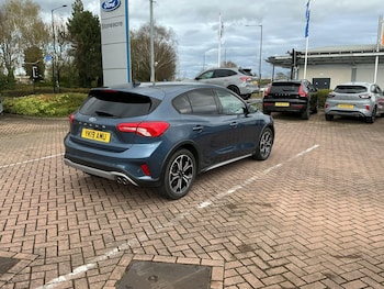 Used Ford Focus 2019 for sale - 78057881: Photo