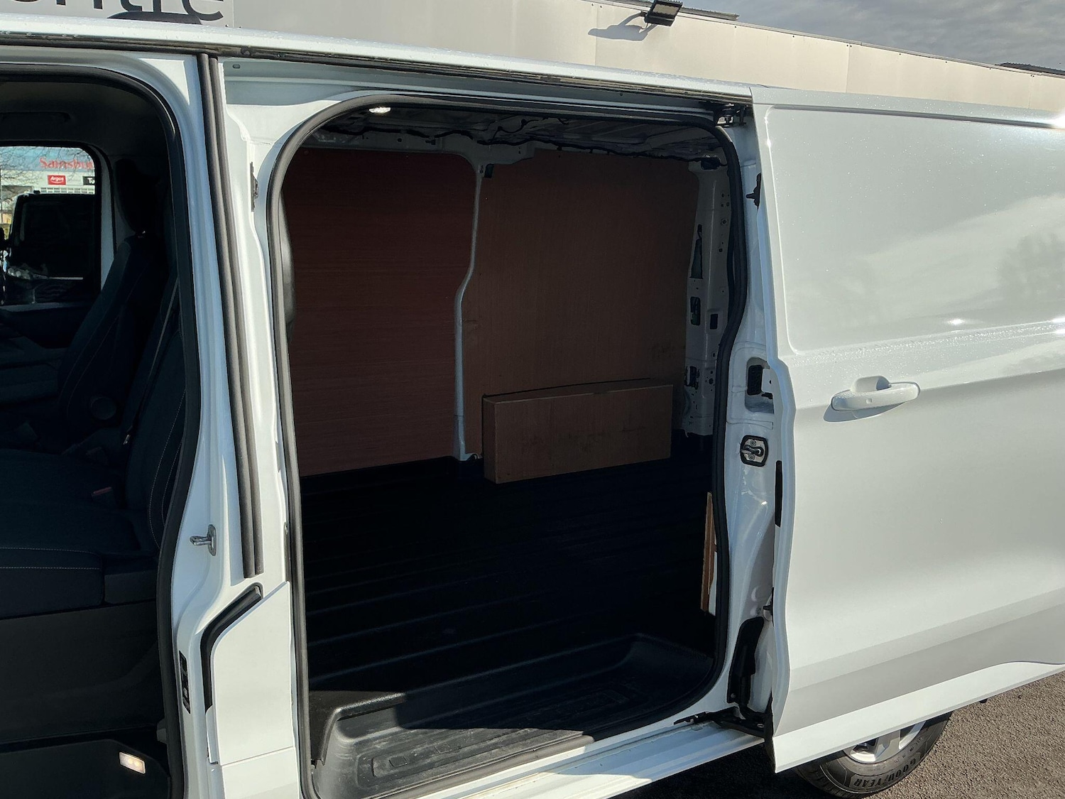 Used Ford Transit Custom 2024 for sale - 78086118: Photo 11