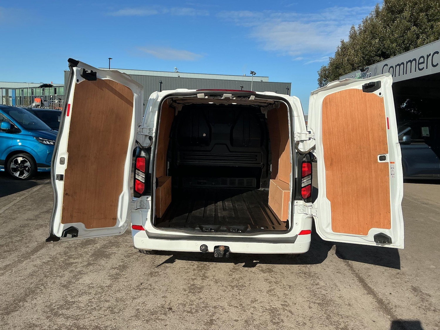 Used Ford Transit Custom 2024 for sale - 78086118: Photo 14