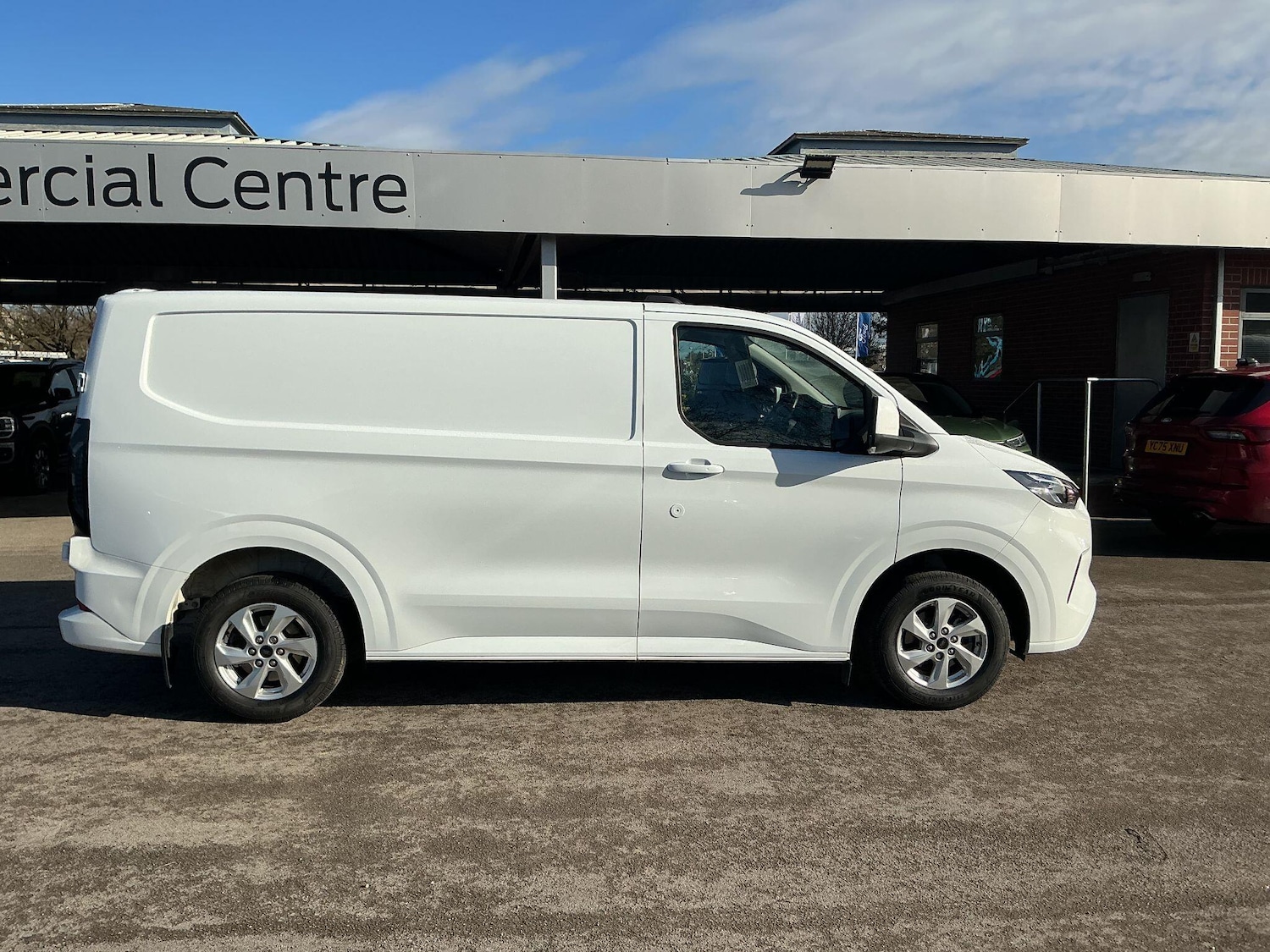 Used Ford Transit Custom 2024 for sale - 78086118: Photo 2
