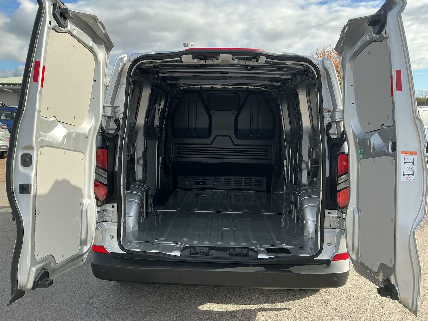 Used Ford Transit Custom 2025 for sale - 76214760: Photo 9