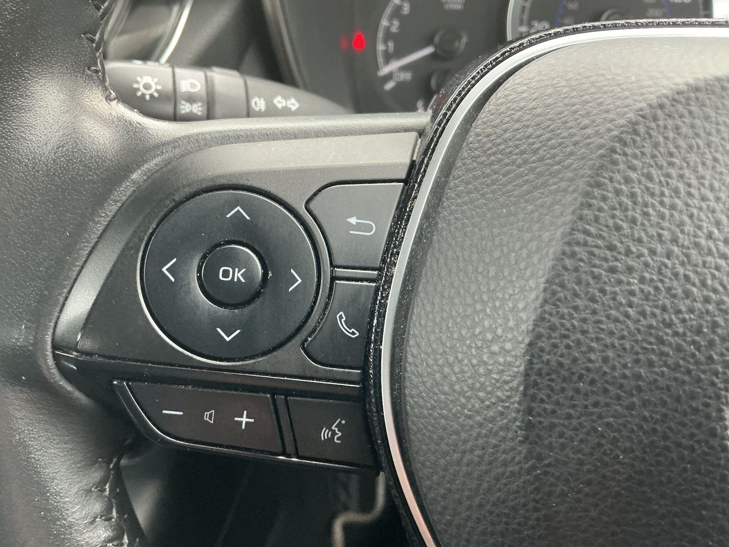 Used Toyota Corolla 2020 for sale - 76307837: Photo 13