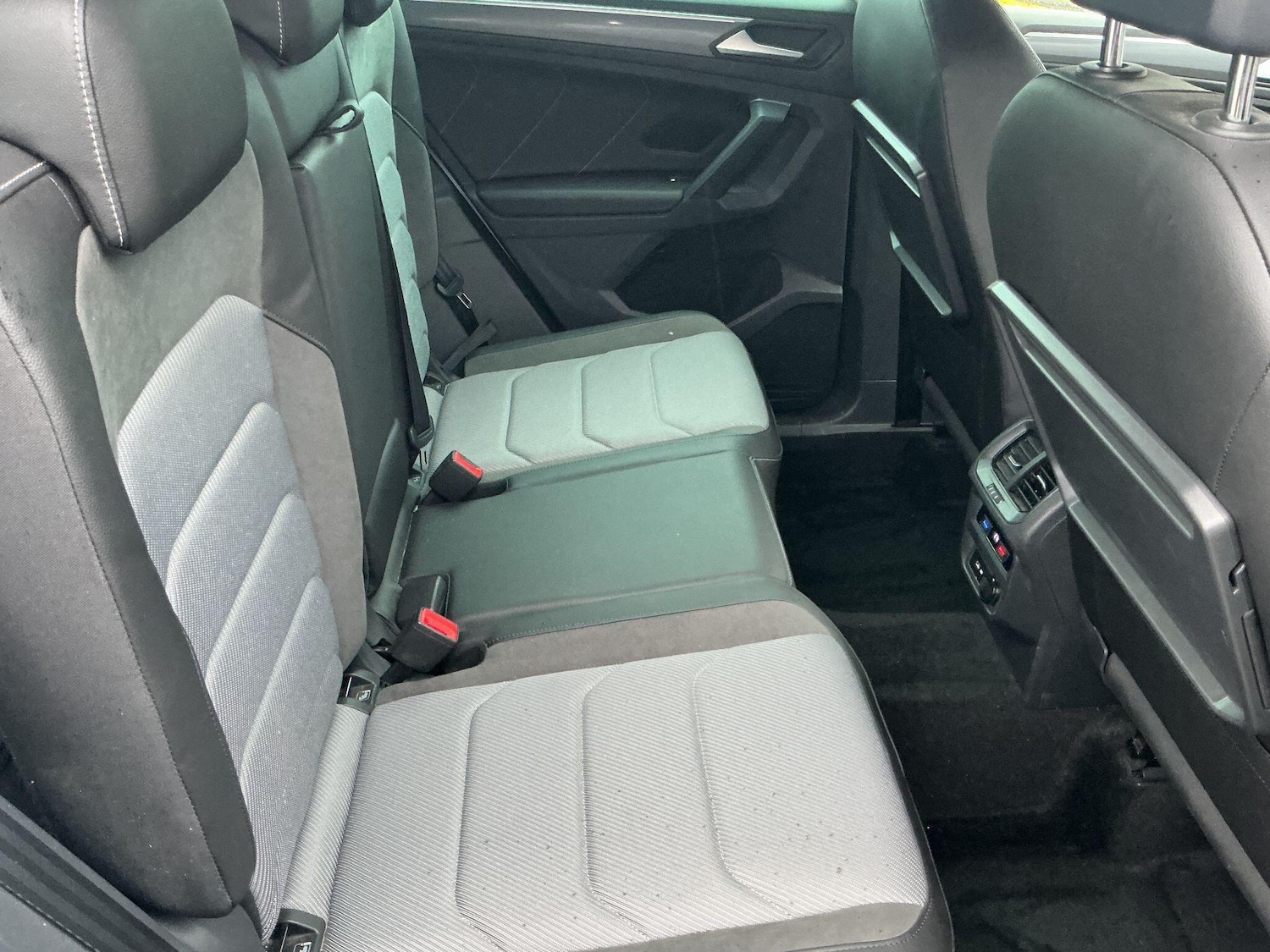 Used Volkswagen Tiguan 2020 for sale - 76597391: Photo 12