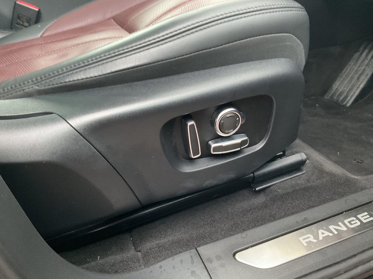 Used Land Rover Range Rover Evoque 2023 for sale - 76765874: Photo 38