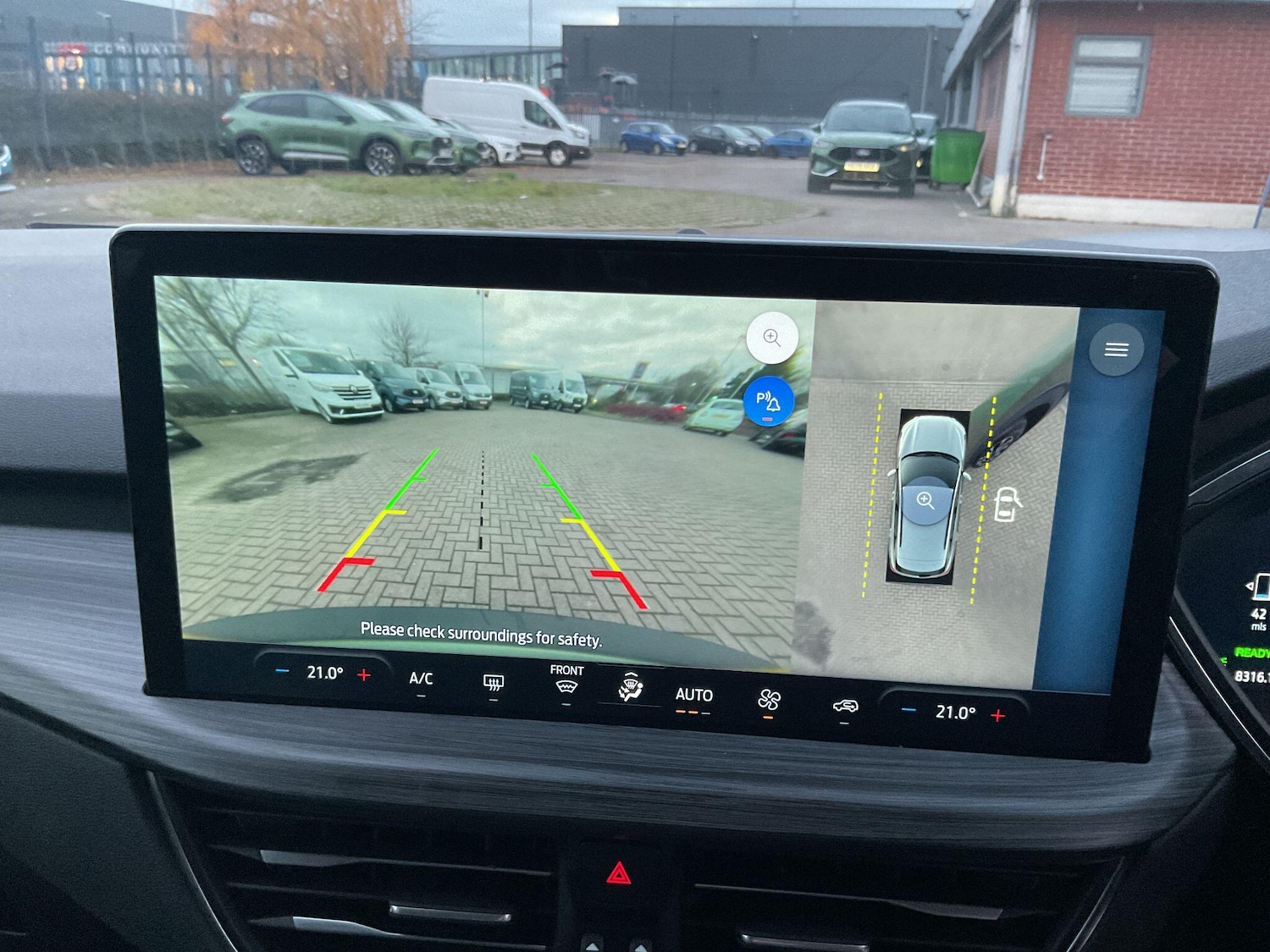 Used Ford Kuga 2025 for sale - 76926458: Photo 23