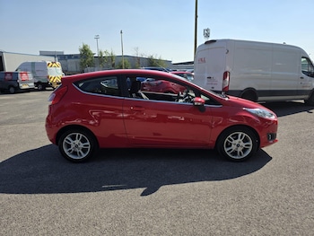 Used Ford Fiesta 2015 for sale - 79168891: Photo