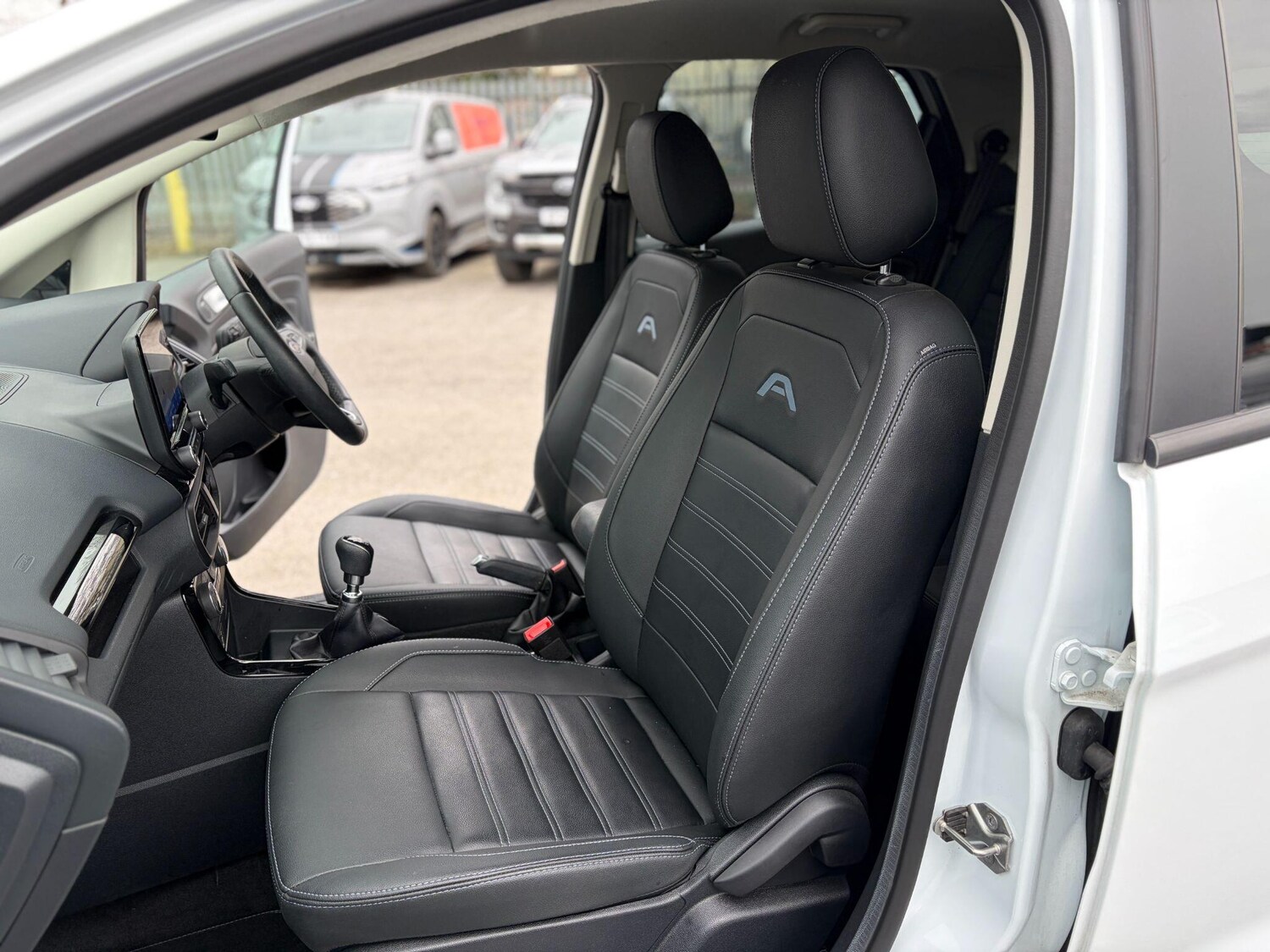 Used Ford Ecosport for sale - 77909684: Photo 17