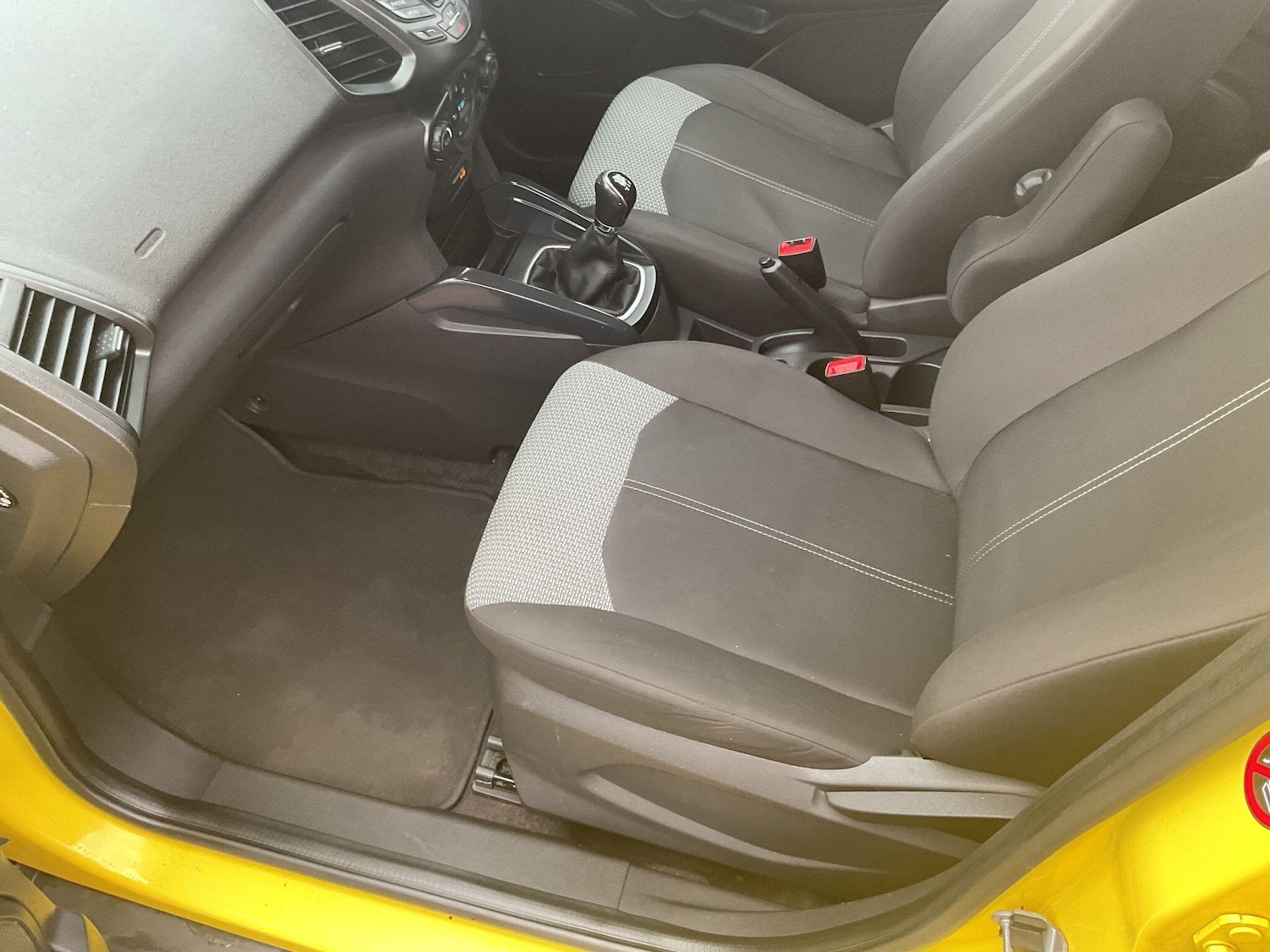 Used Ford Ecosport 2017 for sale - 77657898: Photo 15