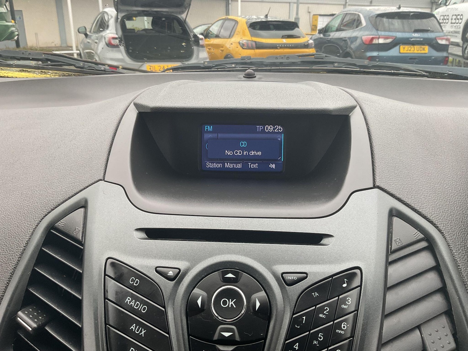 Used Ford Ecosport 2017 for sale - 77657898: Photo 17