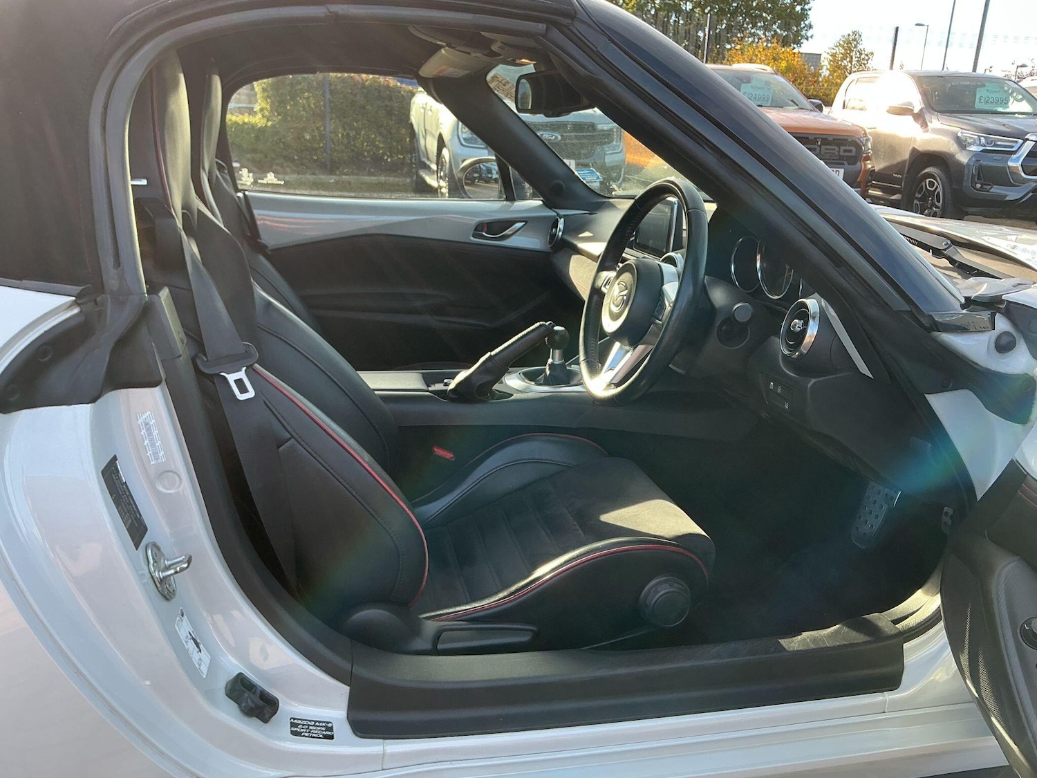 Used Mazda MX-5 2016 for sale - 76388461: Photo 10