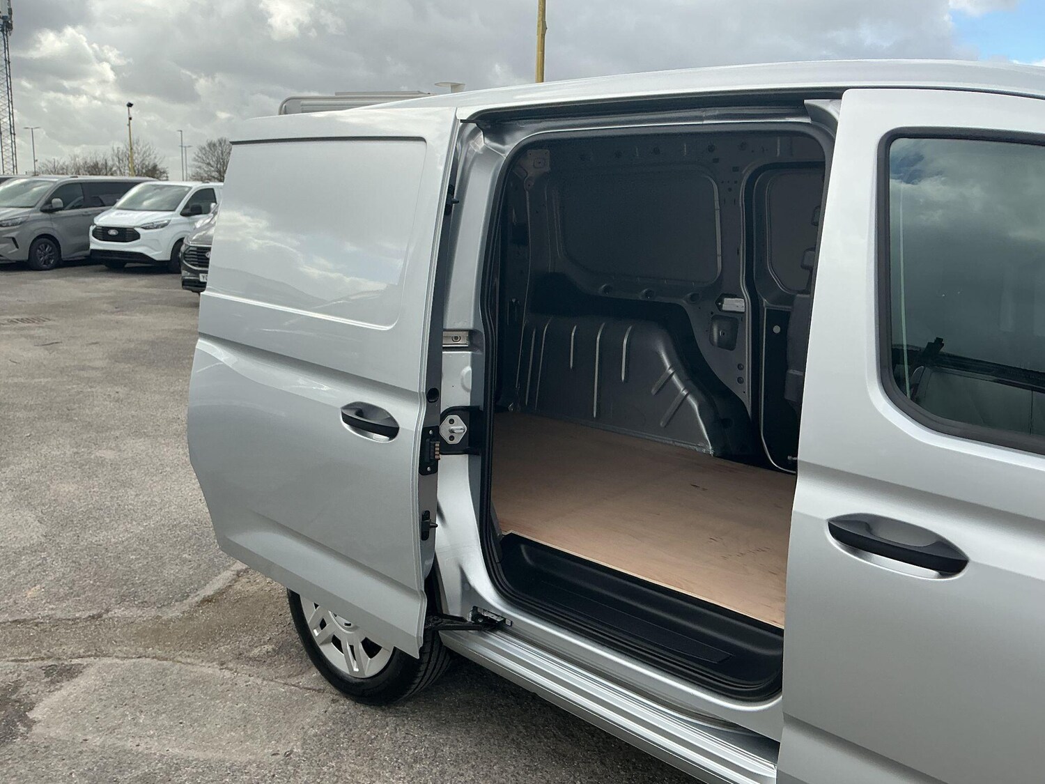 Used Ford Transit Connect 2025 for sale - 77839671: Photo 15