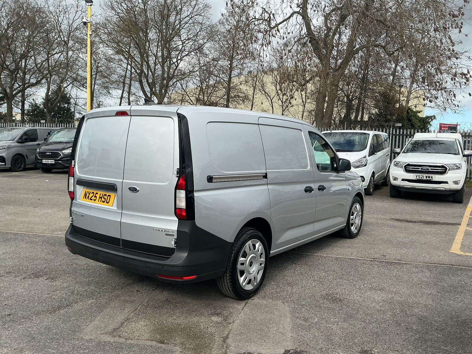 Used Ford Transit Connect 2025 for sale - 77839671: Photo 3