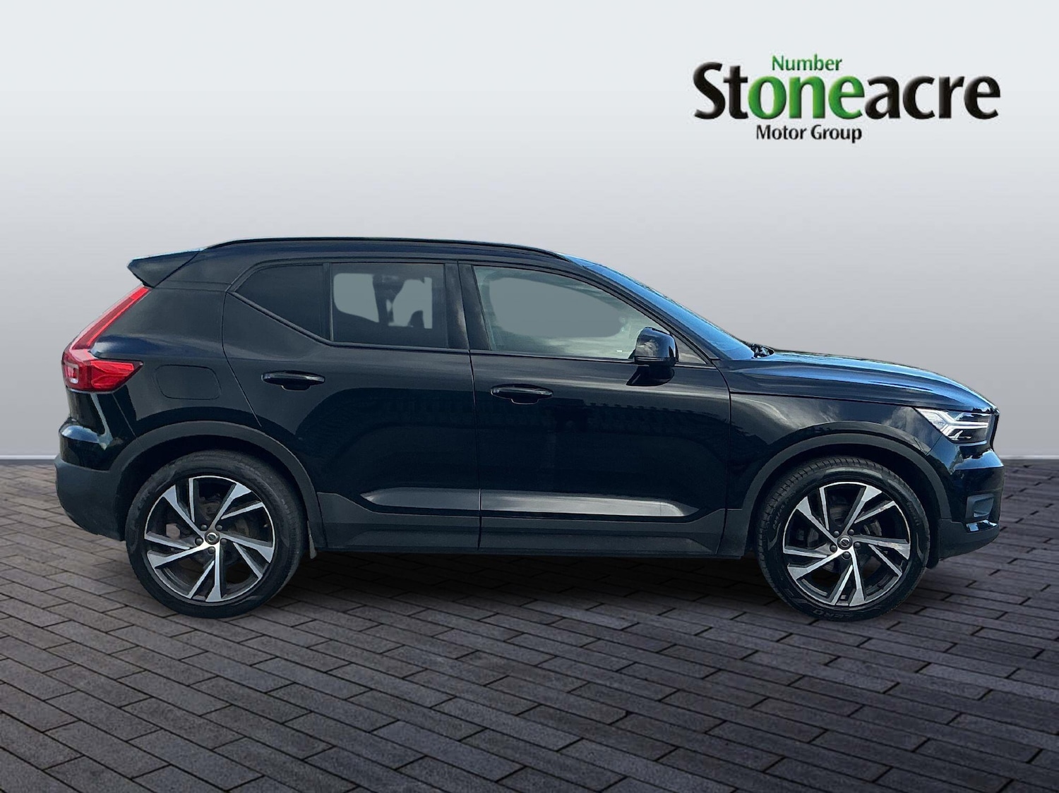 Used Volvo XC40 2020 for sale - 78062730: Photo 2