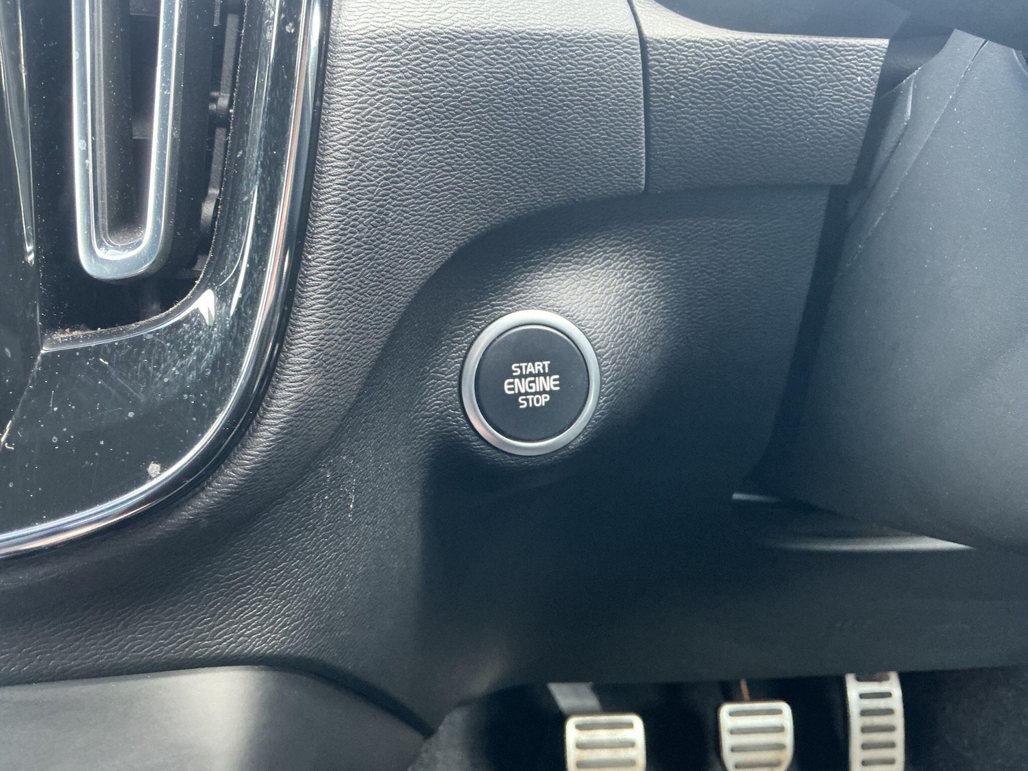 Used Volvo XC40 2020 for sale - 78062730: Photo 27