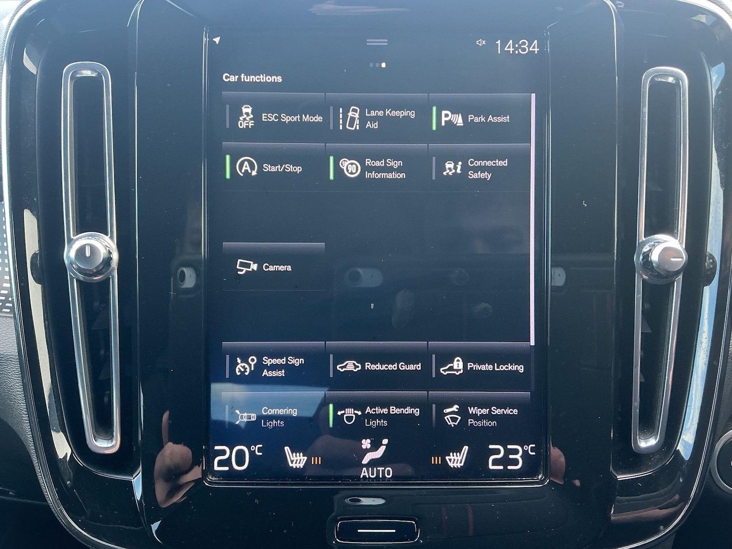 Used Volvo XC40 2020 for sale - 78062730: Photo 34