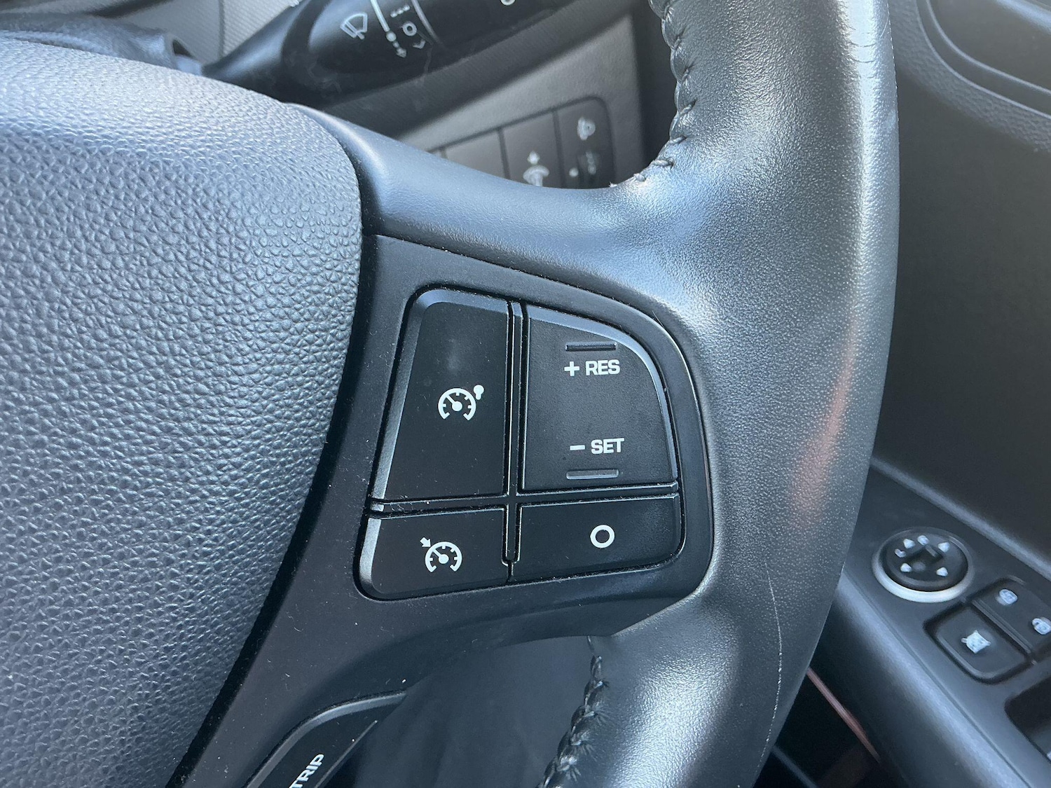 Used Hyundai i10 for sale - 77738633: Photo 19