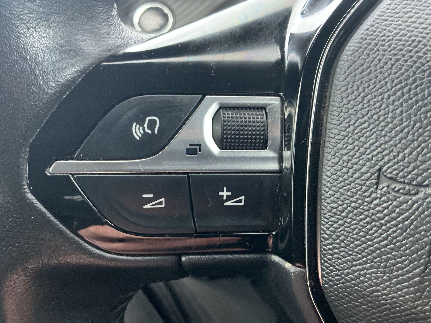 Used Peugeot 208 2022 for sale - 77331319: Photo 21