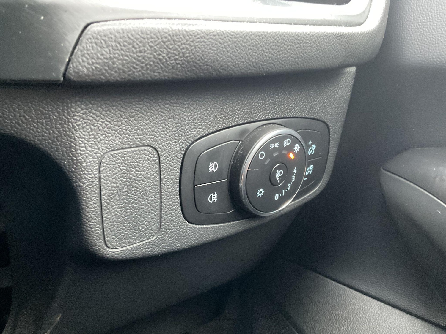 Used Ford Focus 2022 for sale - 76306399: Photo 24