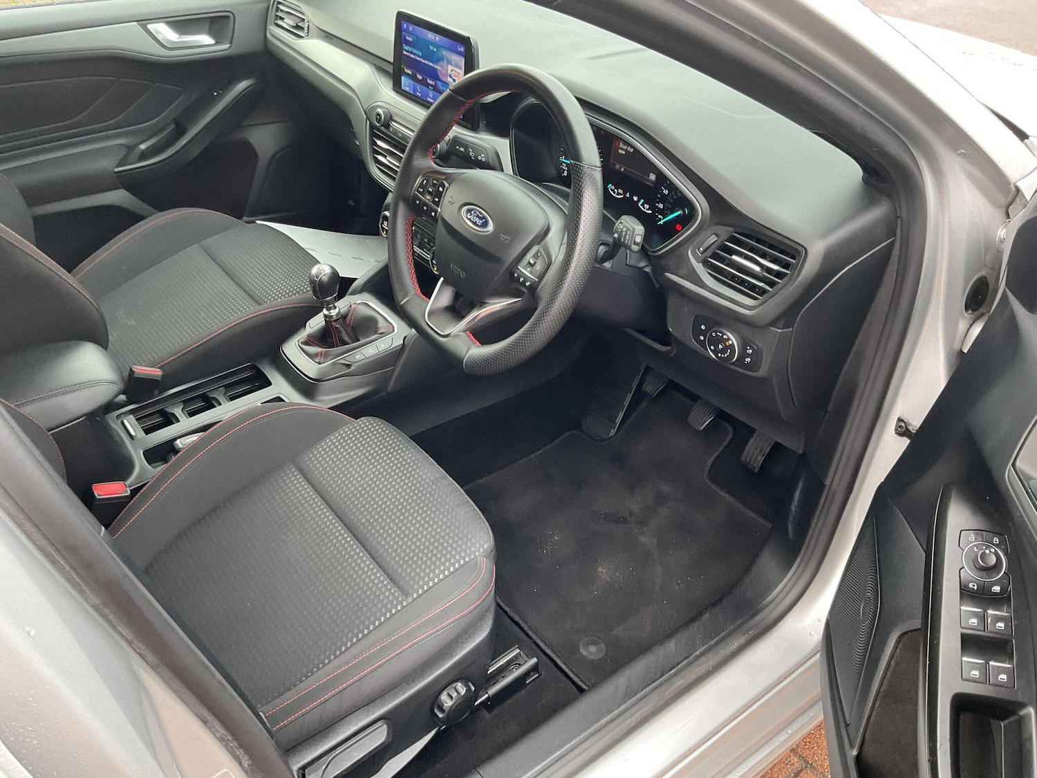 Used Ford Focus 2022 for sale - 76306399: Photo 9