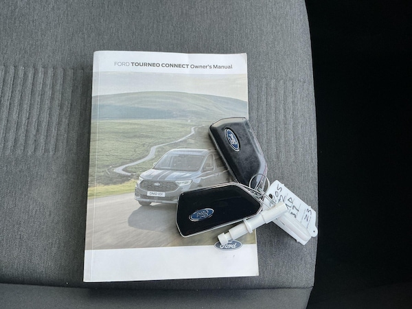 Used Ford Tourneo Connect 2022 for sale - 76239882: Photo 32