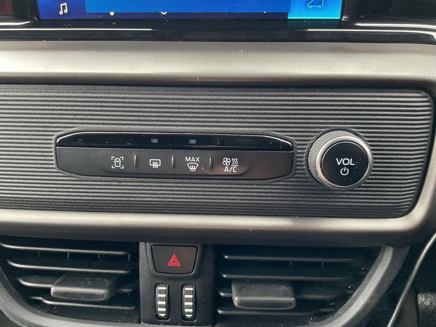 Used Ford Transit Courier 2024 for sale - 77853749: Photo 23