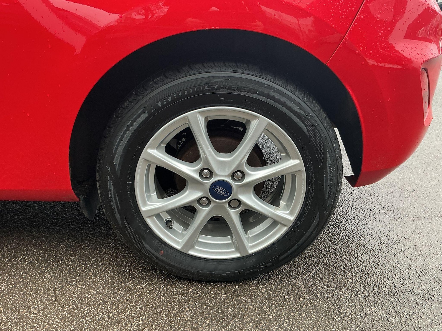 Used Ford Fiesta 2018 for sale - 77330938: Photo 9