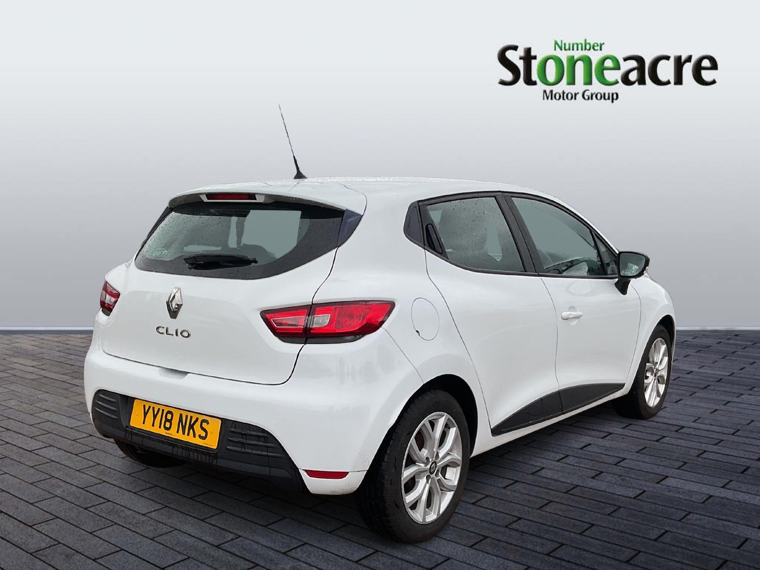 Used Renault Clio for sale - 76360122: Photo 3